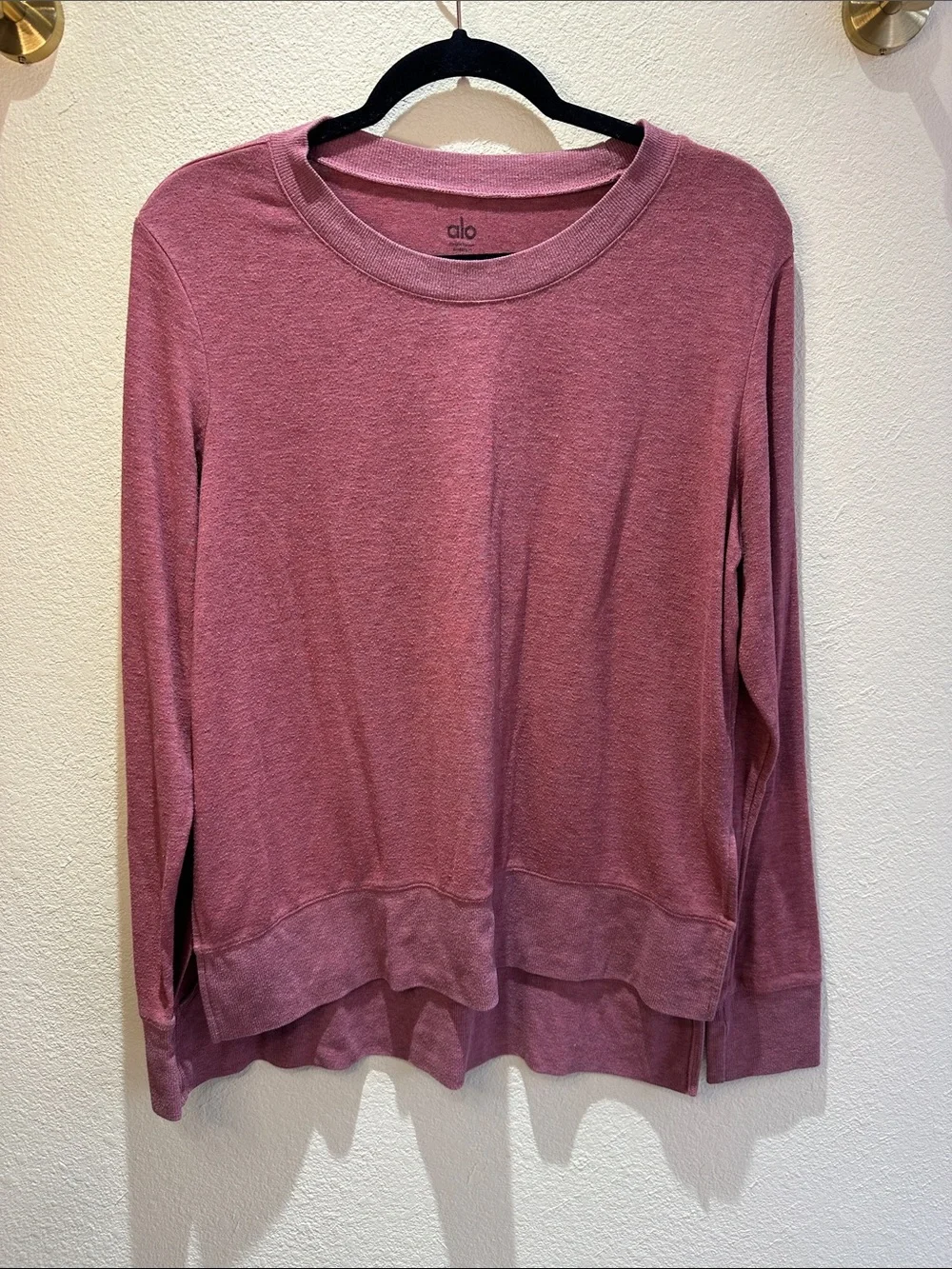 Alo Yoga High-Low Hem Long Sleeve Crewneck Top Size Large